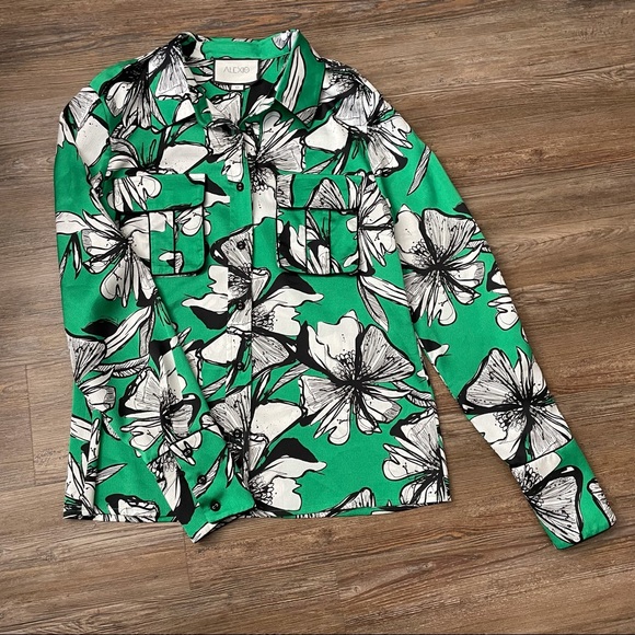 Alexis Sylvie Green Floral Blouse - Picture 4 of 6